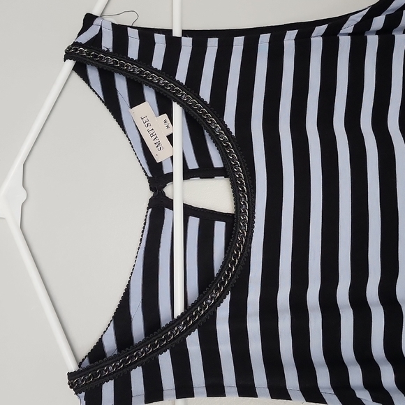 SMART Set blue black striped tank shirt top medium - Picture 2 of 4